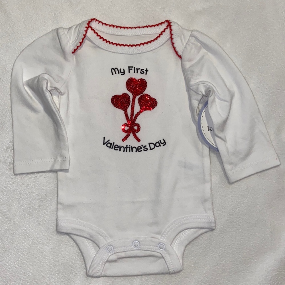 NEW!! VALENTINES DAY Baby Girls My First Valentines Day Onepiece NWT